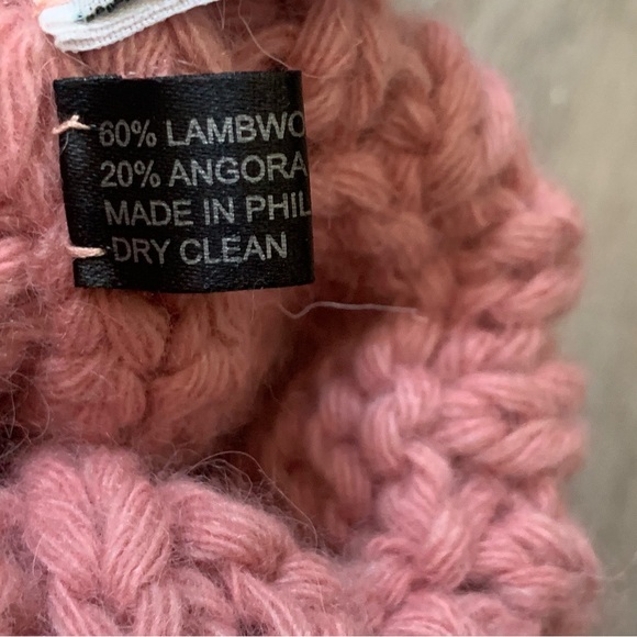 NWOT Portolano Youth Knitted Mitten. - Picture 4 of 5